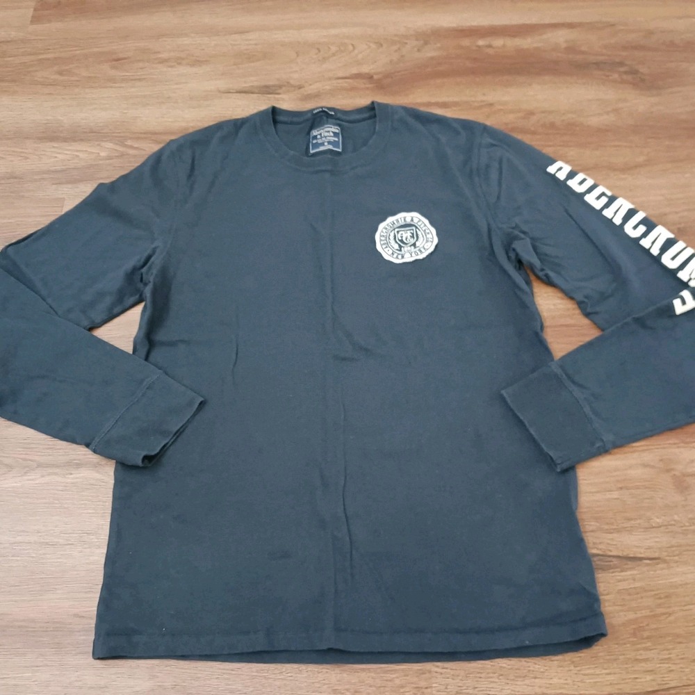 Abercrombie Fitch A&F Men's Navy Spellout Sleeve Pullover T Shirt Sz M Logo